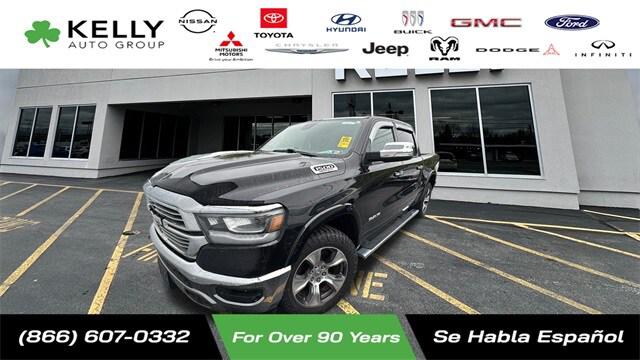 2019 RAM 1500 Laramie Crew Cab 4x4 57 Box