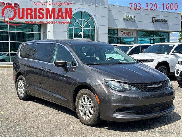 2023 Chrysler Voyager LX