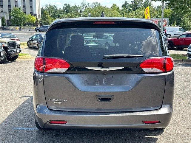 2023 Chrysler Voyager LX