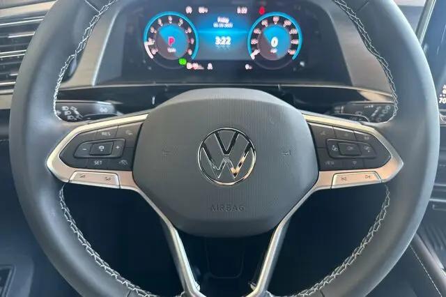 2025 Volkswagen Atlas Cross Sport 2.0T SE w/Technology