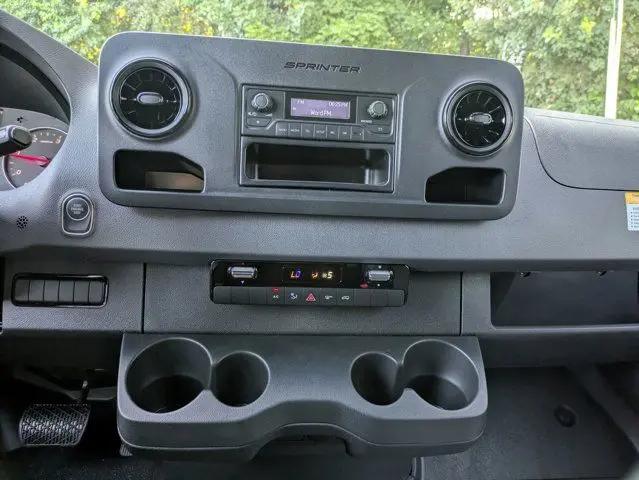 2025 Mercedes-Benz Sprinter 2500 Standard Roof 4-Cyl Diesel