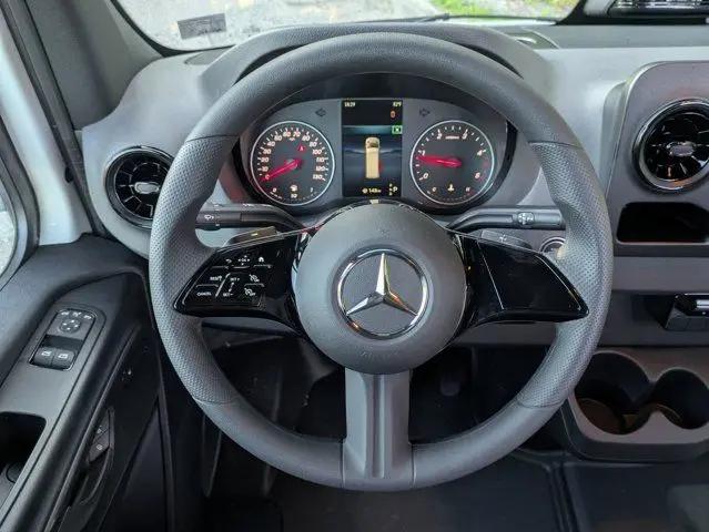 2025 Mercedes-Benz Sprinter 2500 Standard Roof 4-Cyl Diesel