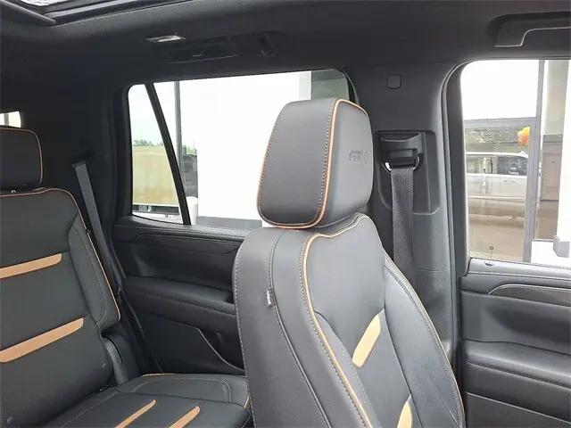 2023 GMC Yukon 4WD AT4