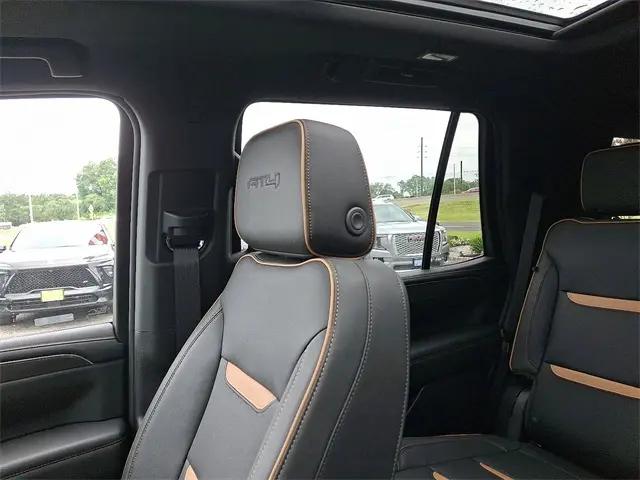2023 GMC Yukon 4WD AT4