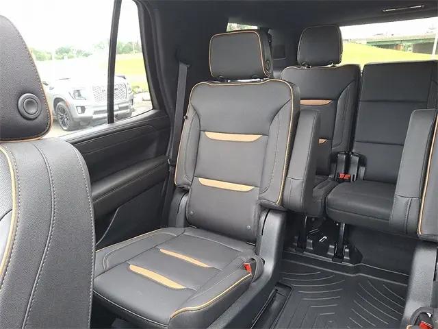 2023 GMC Yukon 4WD AT4