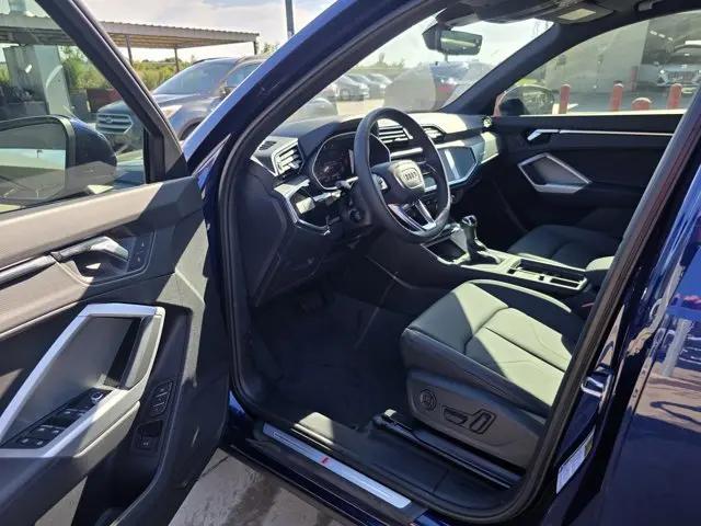 2025 Audi Q3 Premium 45 TFSI S line quattro Tiptronic