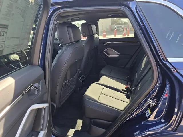 2025 Audi Q3 Premium 45 TFSI S line quattro Tiptronic