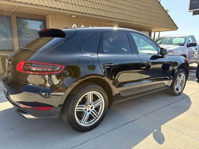 2017 Porsche Macan Base