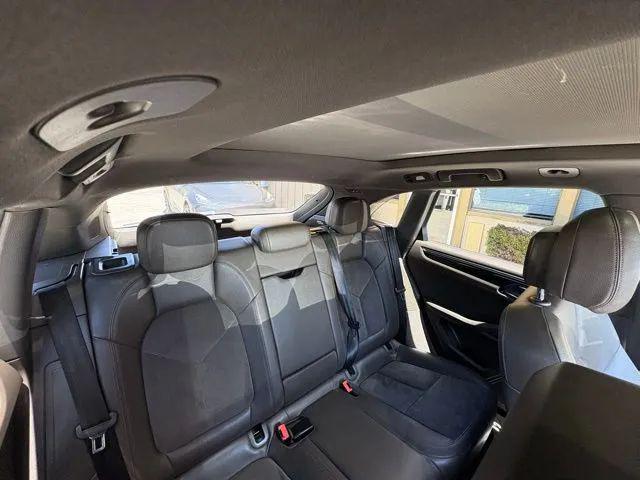 2017 Porsche Macan Base