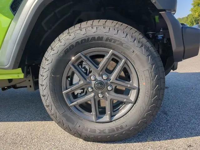 2025 Jeep Wrangler 4-Door Summit 4x4