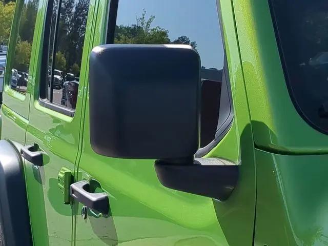 2025 Jeep Wrangler 4-Door Summit 4x4