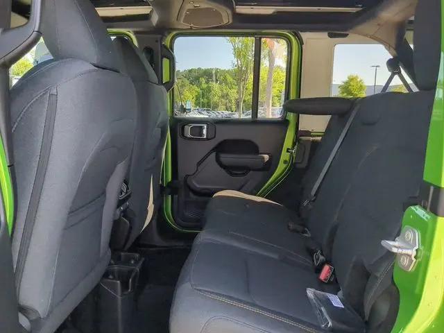 2025 Jeep Wrangler 4-Door Summit 4x4