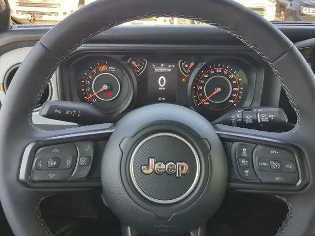 2025 Jeep Wrangler 4-Door Summit 4x4