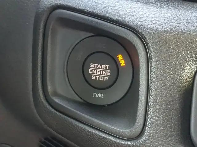 2025 Jeep Wrangler 4-Door Summit 4x4