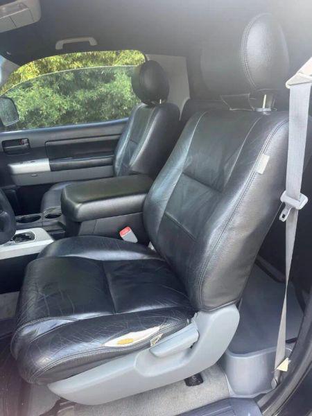 2007 Toyota Tundra Base 5.7L V8