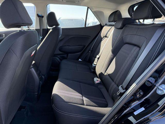 2025 Hyundai Venue SEL - Photo 11