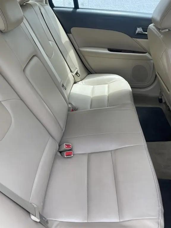 2011 Ford Fusion SEL