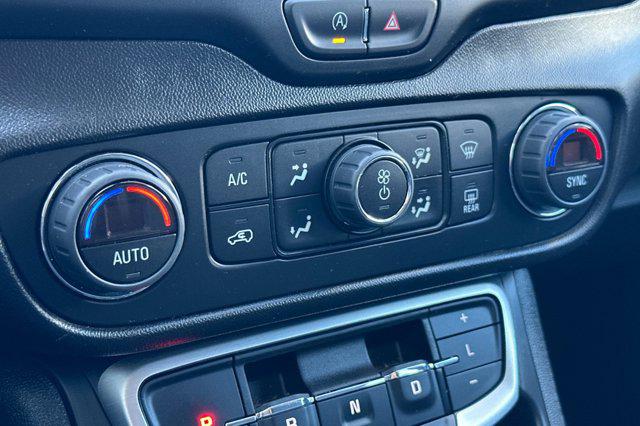 2023 GMC Terrain AWD SLT