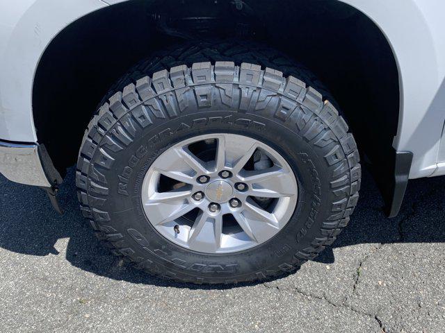 2023 Chevrolet Silverado 1500 4WD Crew Cab Standard Bed LT