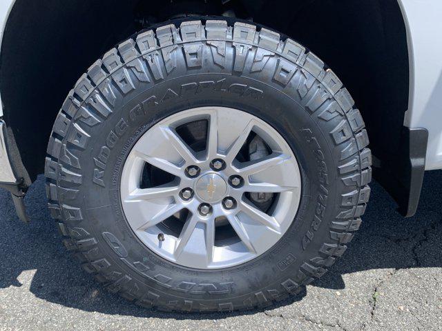 2023 Chevrolet Silverado 1500 4WD Crew Cab Standard Bed LT