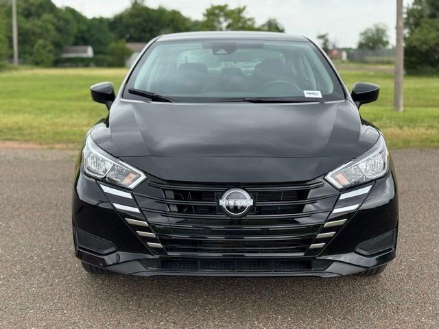 2024 Nissan Versa 1.6 SV