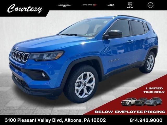 2025 Jeep Compass COMPASS LATITUDE 4X4