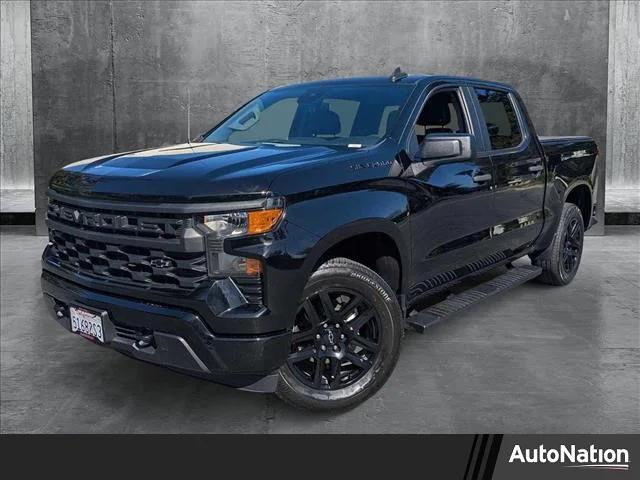 2023 Chevrolet Silverado 1500 2WD Crew Cab Short Bed Custom