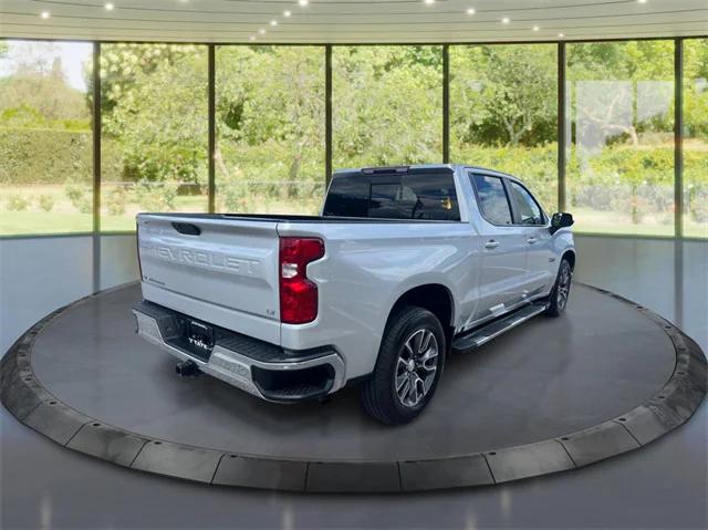 2020 Chevrolet Silverado 1500 2WD Crew Cab Short Bed LT