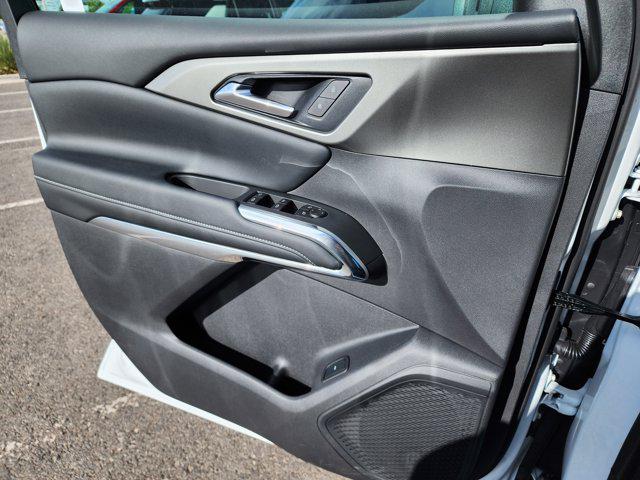2025 Chevrolet Traverse FWD LT