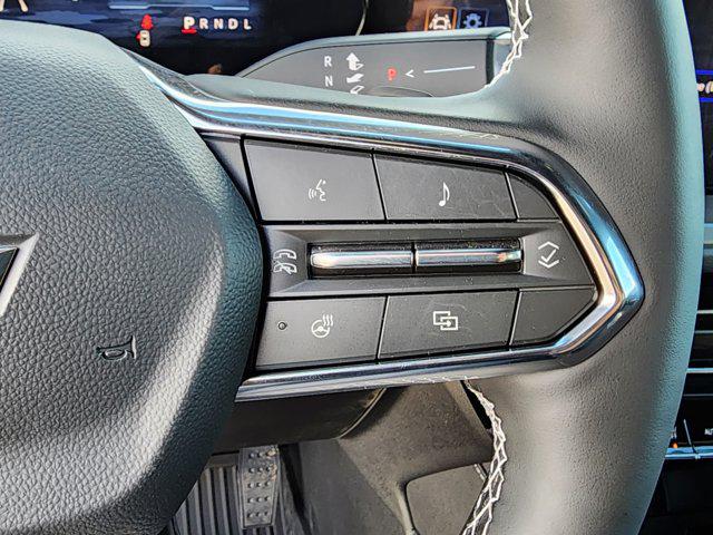 2025 Chevrolet Traverse FWD LT