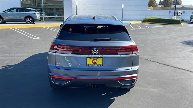 2025 Volkswagen Atlas Cross Sport 2.0T SE w/Technology