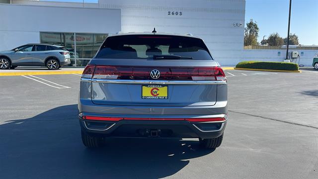 2025 Volkswagen Atlas Cross Sport 2.0T SE w/Technology