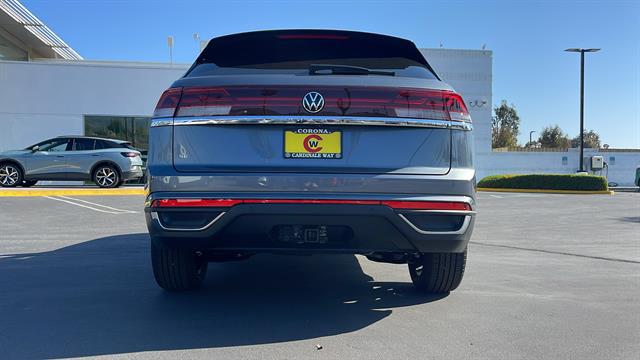 2025 Volkswagen Atlas Cross Sport 2.0T SE w/Technology