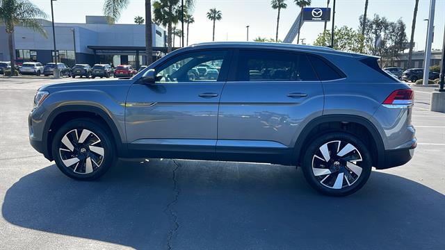 2025 Volkswagen Atlas Cross Sport 2.0T SE w/Technology