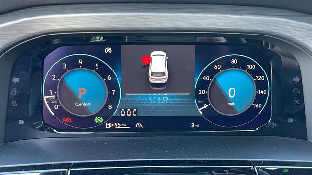 2025 Volkswagen Atlas Cross Sport 2.0T SE w/Technology