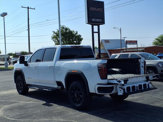 2024 GMC Sierra 2500HD 4WD Crew Cab Standard Bed AT4
