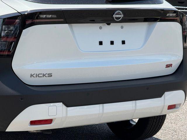 2025 Nissan Kicks SR FWD
