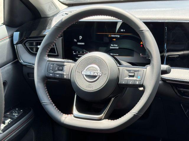 2025 Nissan Kicks SR FWD