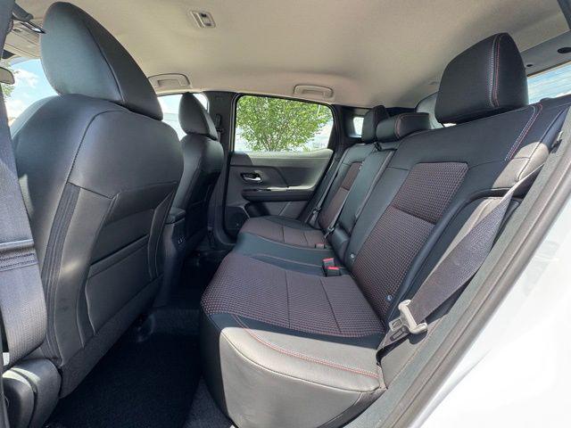 2025 Nissan Kicks SR FWD