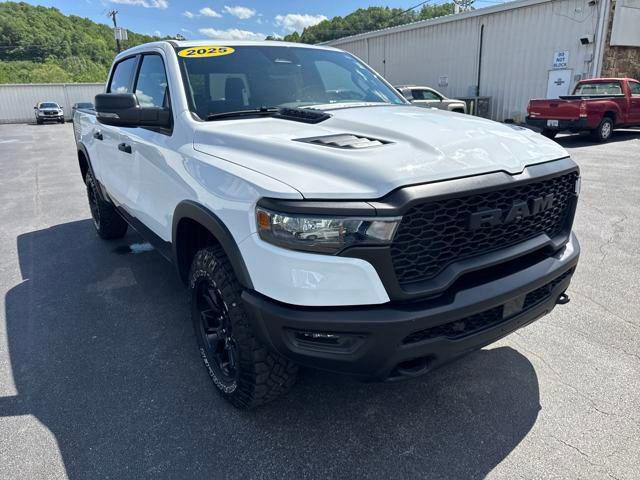 2025 Ram 1500 Rebel Crew Cab 4x4 5'7" Box