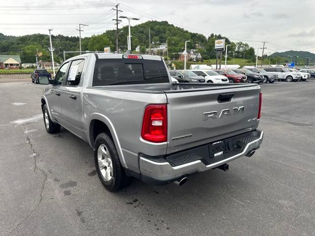 2025 Ram 1500 Big Horn Crew Cab 4x4 5'7" Box