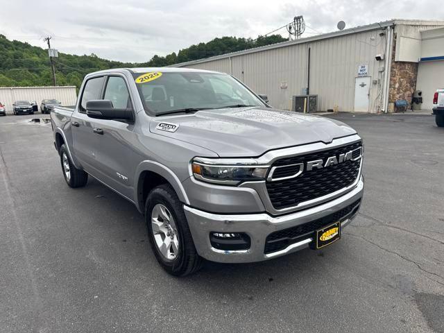 2025 Ram 1500 Big Horn Crew Cab 4x4 5'7" Box