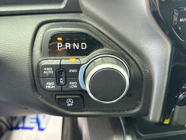 2025 Ram 1500 Big Horn Crew Cab 4x4 5'7" Box