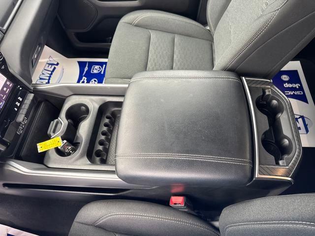 2025 Ram 1500 Big Horn Crew Cab 4x4 5'7" Box