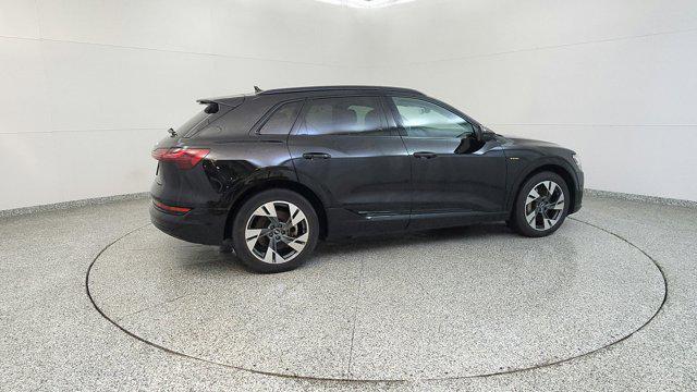 2021 Audi e-tron Premium quattro