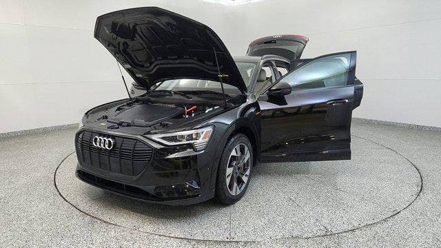 2021 Audi e-tron Premium quattro