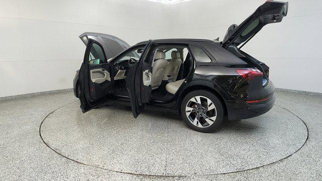2021 Audi e-tron Premium quattro