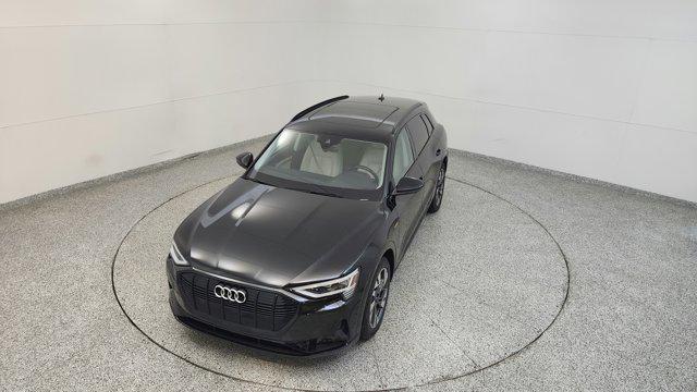 2021 Audi e-tron Premium quattro
