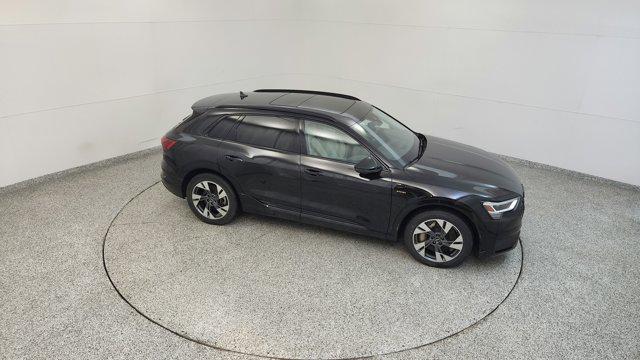 2021 Audi e-tron Premium quattro