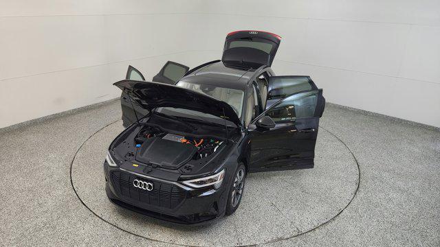 2021 Audi e-tron Premium quattro